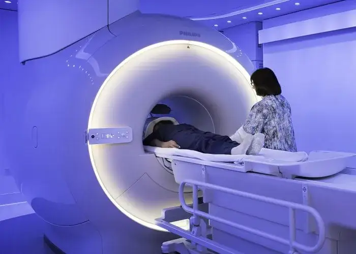 rezonans magnetyczny MRI